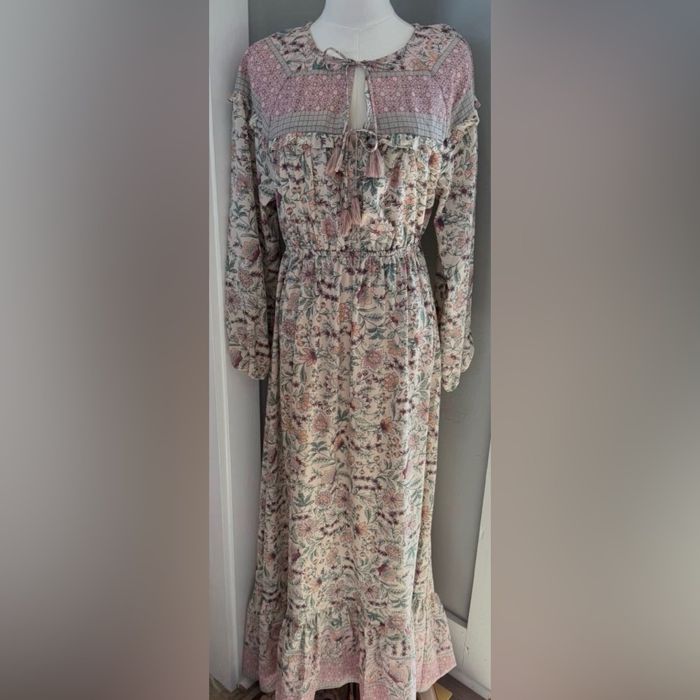 lovestitch Cream Floral Long Sleeve Maxi Dress size M